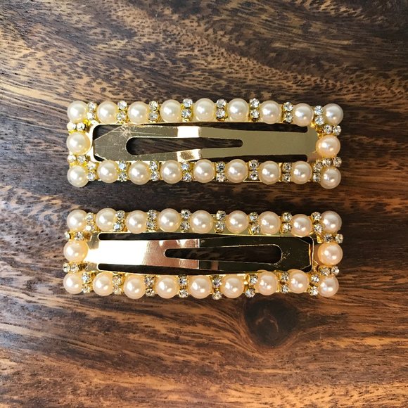 Faux Pearl/Rhinestone Embellished Snap Clip Set R - Picture 1 of 3